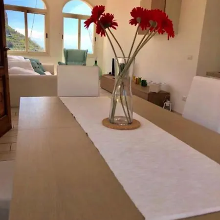 Sky House Amalfi Coast * 斯卡拉